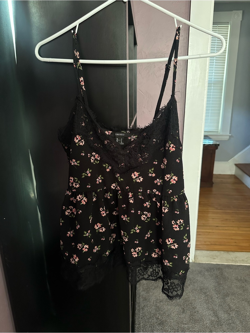 Forever 21 Black Floral Lace-Trim Tank Top